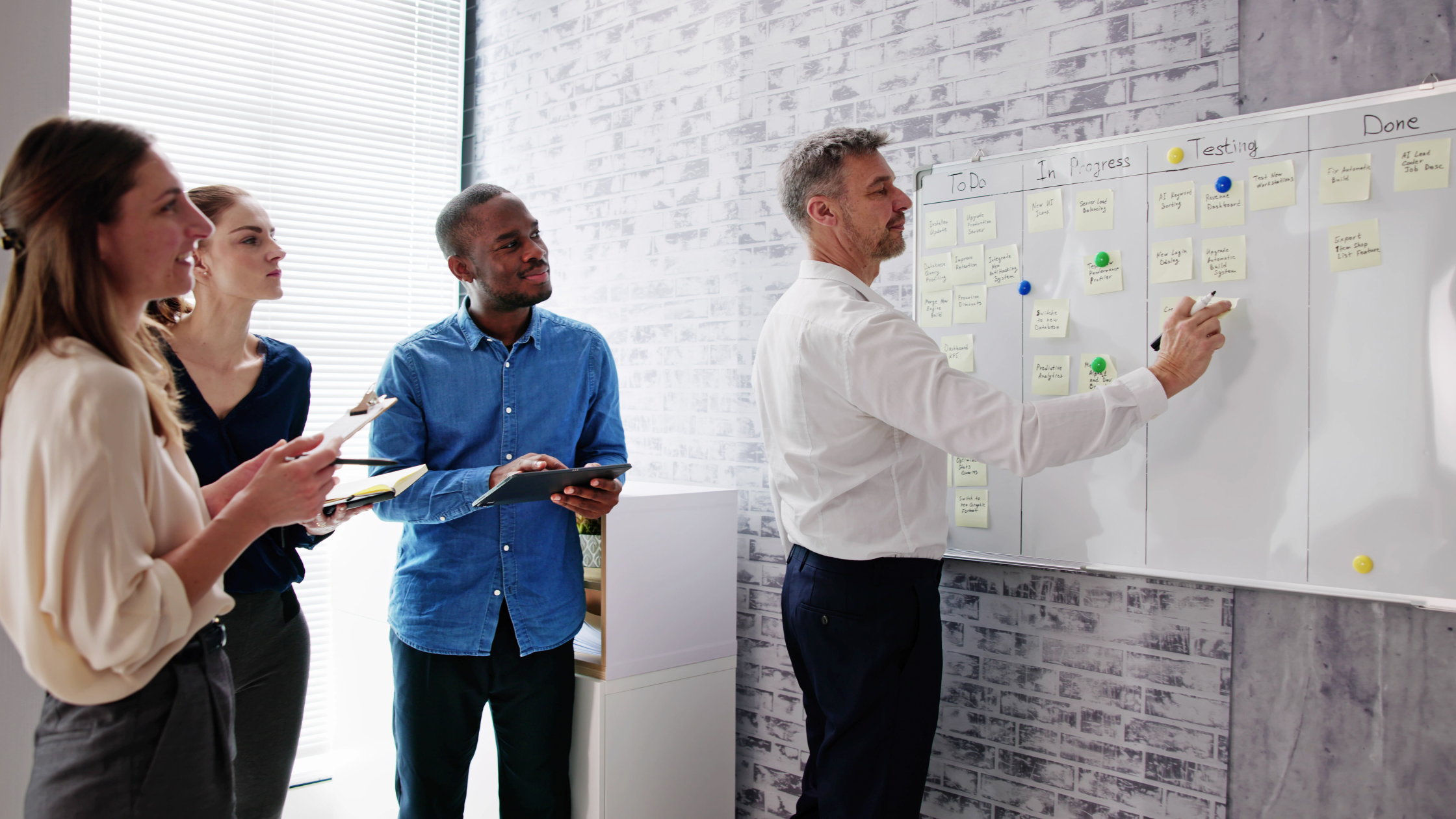 Business New Year’s Resolutions for 2023